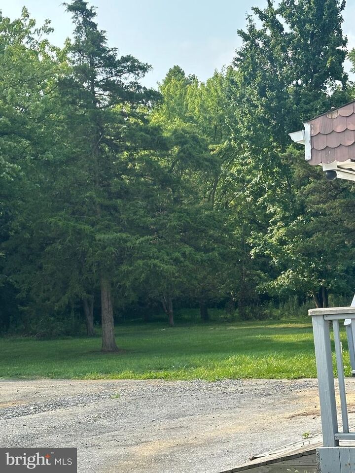 Property Photo:  2700 E Harrisburg Pike B  PA 17057 
