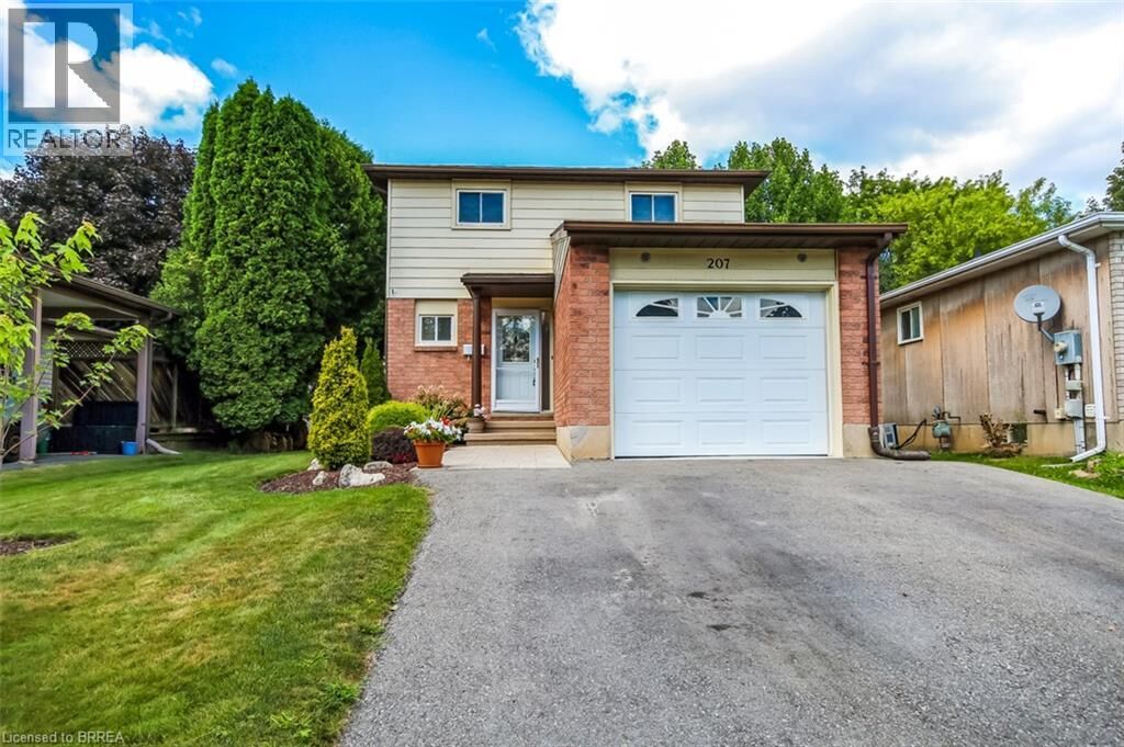 Property Photo: 207 Dunsdon Street ON N3R 7H7