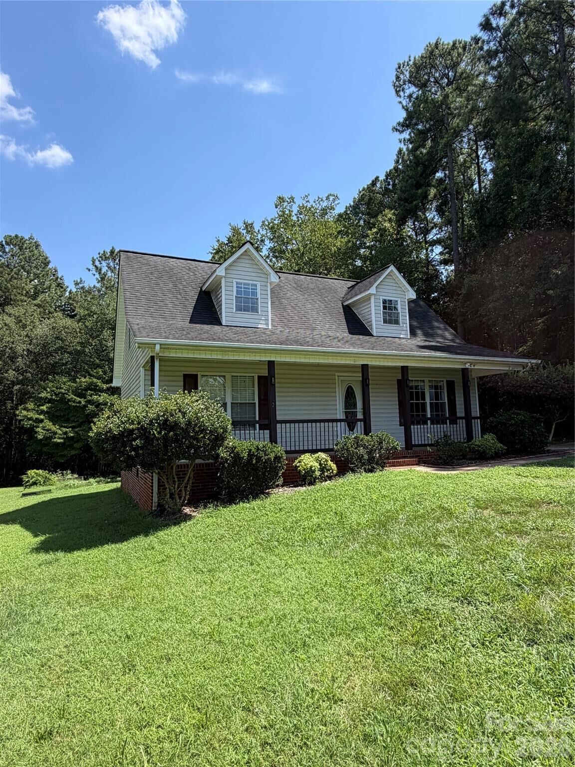 Property Photo: 600 Blossom Hill Road NC 28092