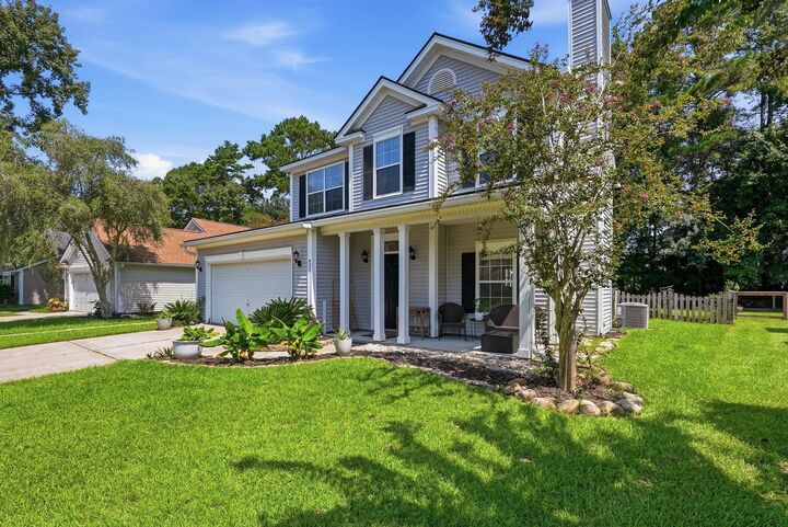 Property Photo: 432 Manorwood Lane SC 29414