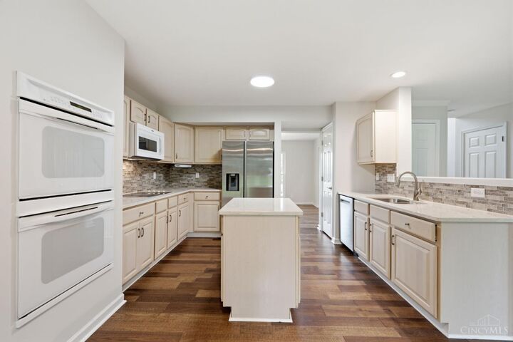 Property Photo:  12100 Deer Chase Drive  OH 45240 