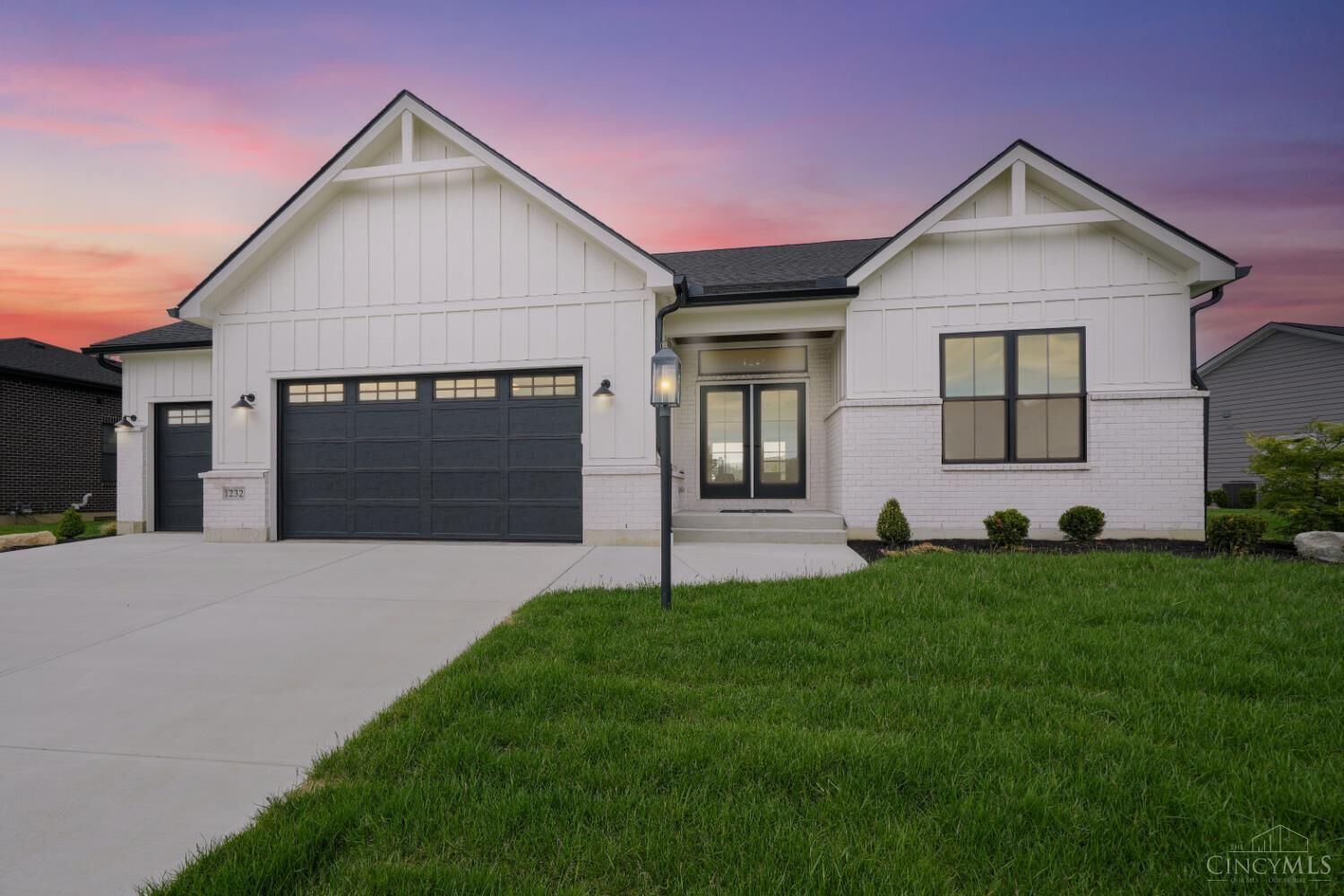Property Photo:  1232 Normandy Rue  OH 45458 