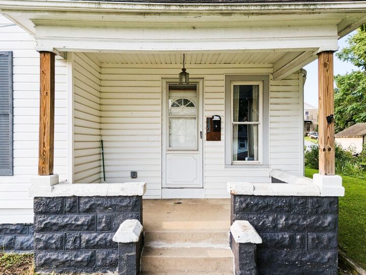 Property Photo:  442 Clarendon Street  OH 43055 