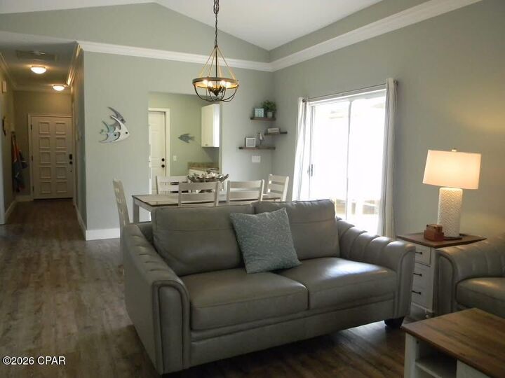 Property Photo: 1412 Country Club Road FL 32456