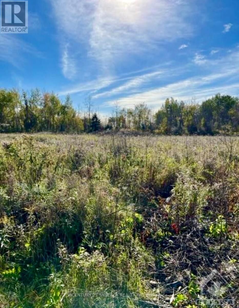 Property Photo:  26 Honey Bee Grove  ON K0A 2Z0 