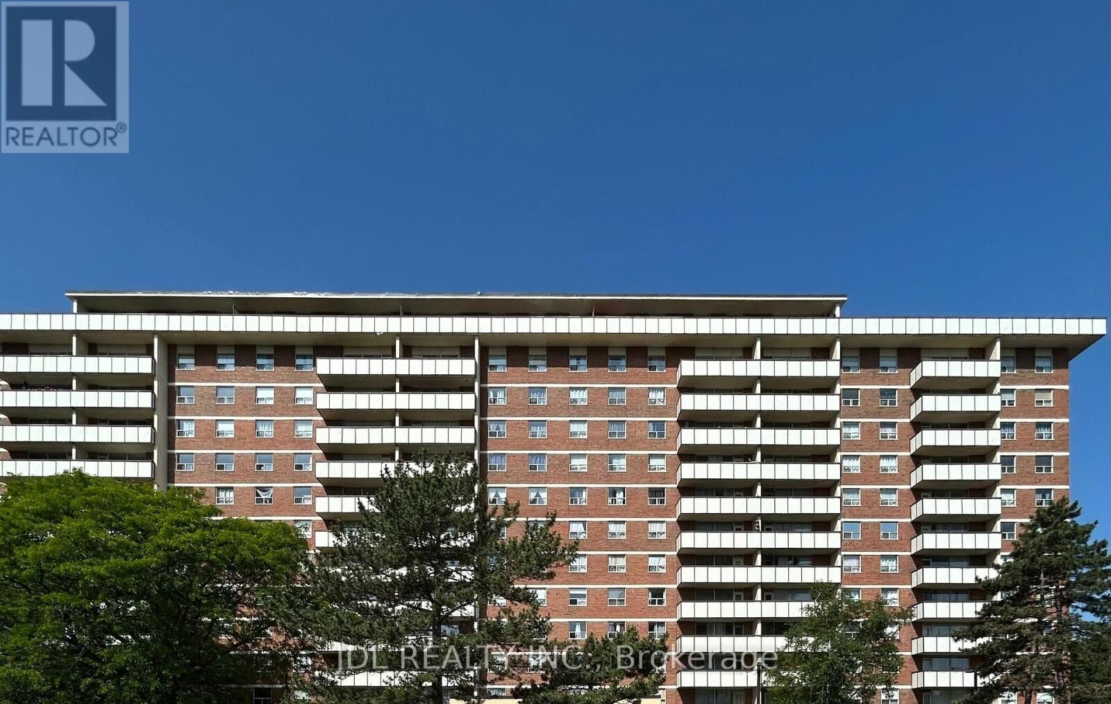 Property Photo: 505 Cummer Ave Avenue ON M2K 2L8