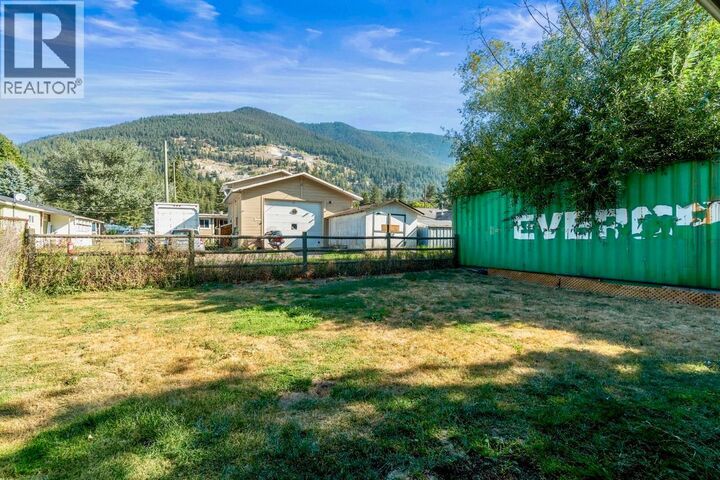 Property Photo: 5722 97 Highway North BC V0E 1W0