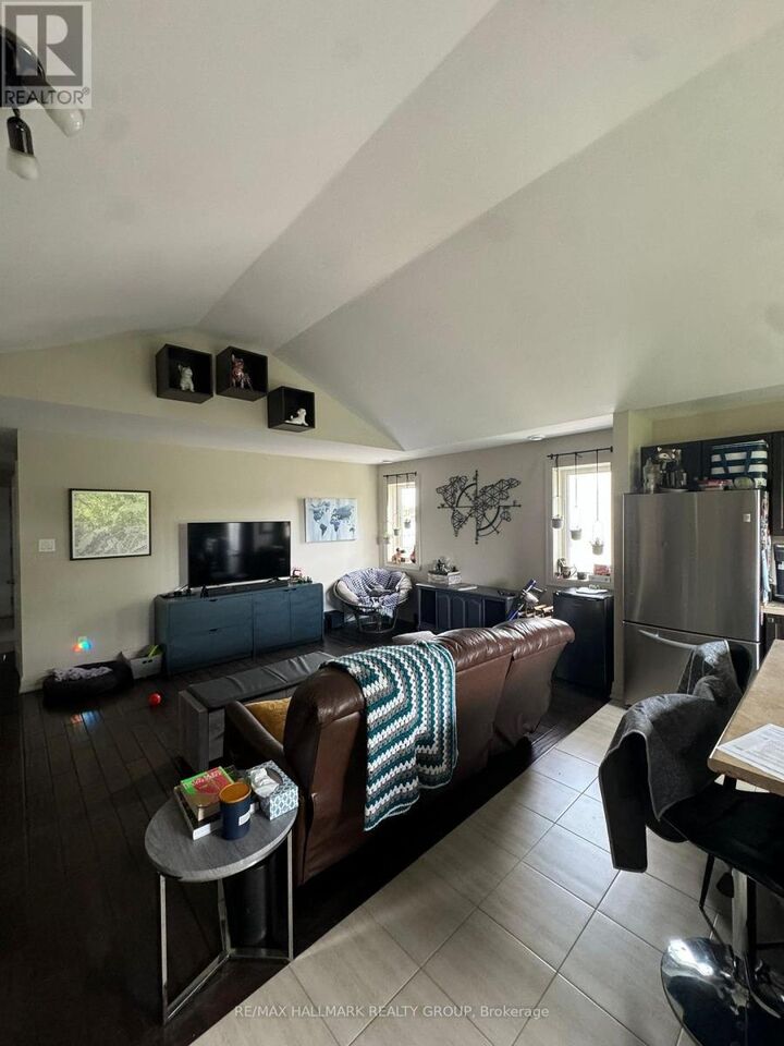Property Photo:  138 Lees Avenue 2  ON K1S 0C4 
