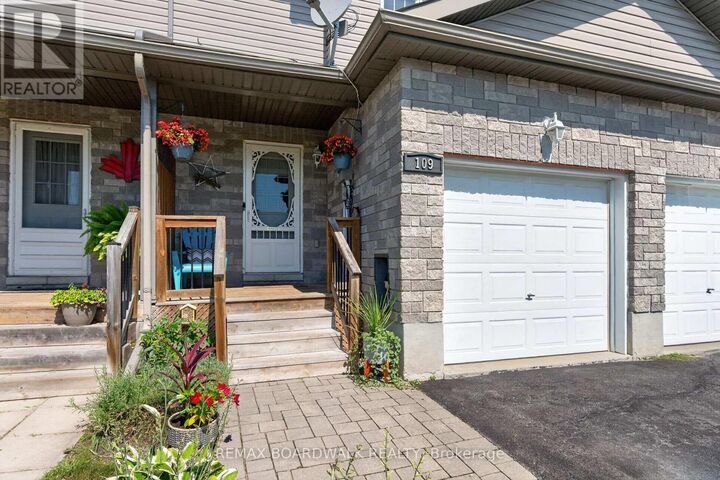 Property Photo: 109 Raina Way ON K0G 1J0