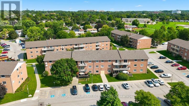 Property Photo: 1582 Ernest Avenue 304 ON N6B 2G5