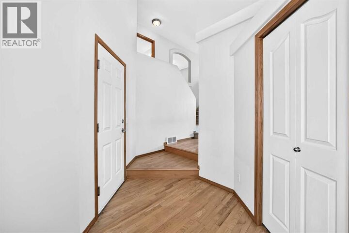 Property Photo: 168 Somerglen Common Southwest AB T2Y 4E8