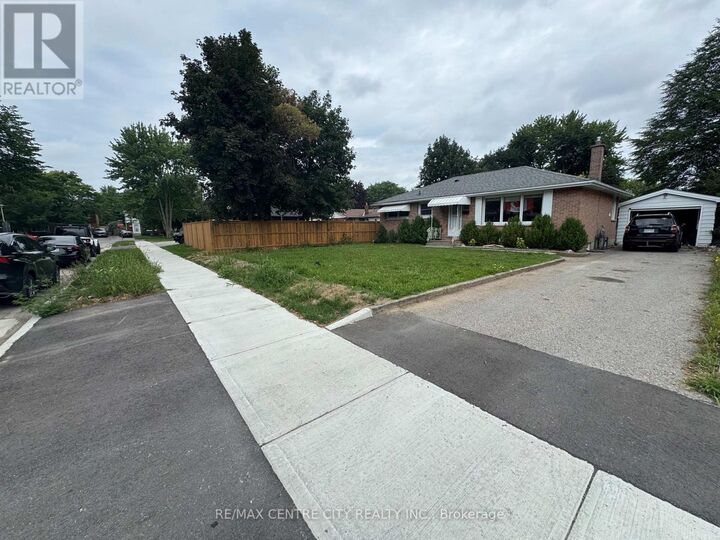 Property Photo:  10 Tewksbury Crescent  ON N5V 2M8 