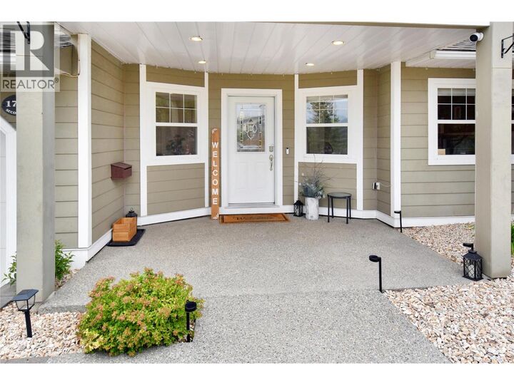 Property Photo: 1704 2nd Ave S Other BC V1C 0A1