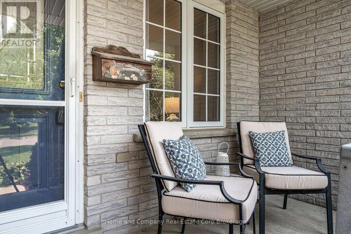 Property Photo: 402 Douglas Street ON N5A 7Z7