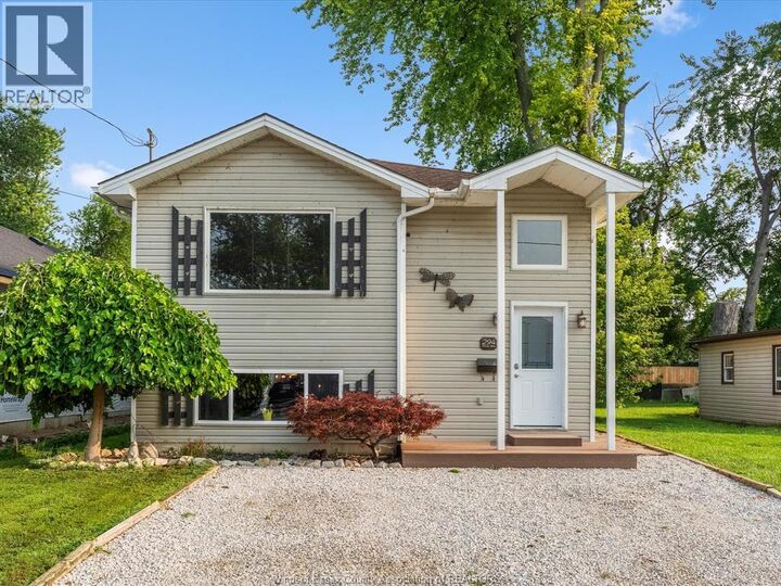 Property Photo:  294 Erieview Drive  ON N9Y 1M4 