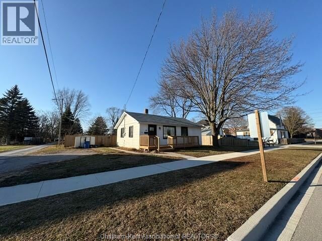 Property Photo: 119 Lorne Avenue ON N8A 3Y9