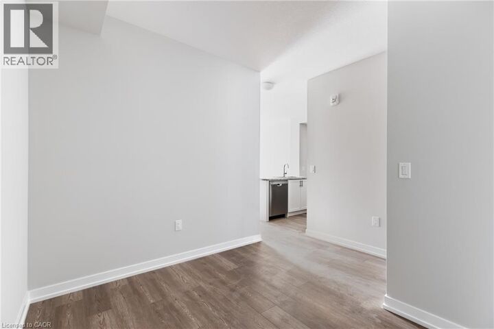 Property Photo: 870 Queenston Road 511 ON L8G 0B9