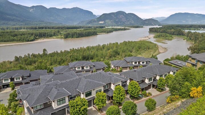 Photo de la propriété: 43685 Chilliwack Mountain Road 48 BC V2R 0X5