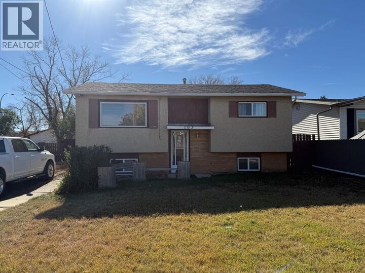 Property Photo: 103 7 Avenue SE AB T0J 0Y6