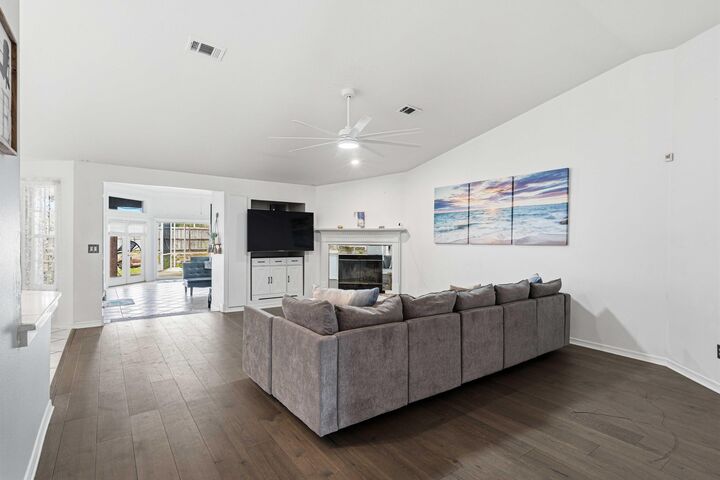Property Photo:  1929 Jessica Way  FL 32566 