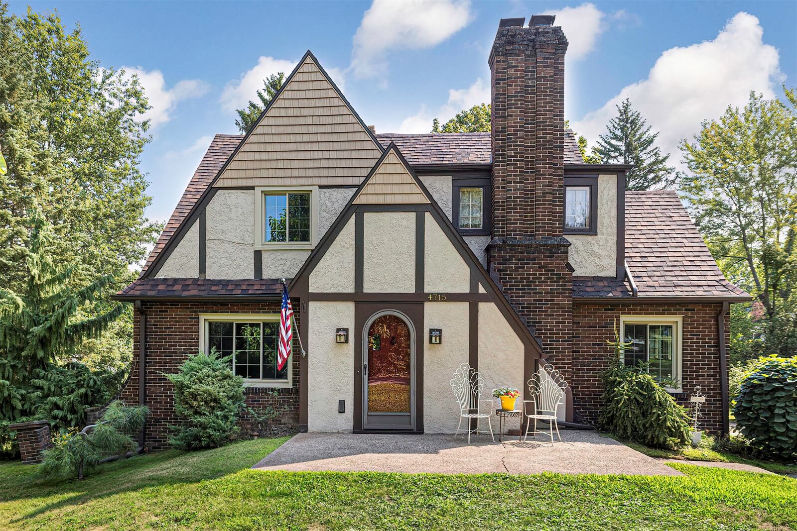 Property Photo: 4715 Homeland Boulevard PA 16509