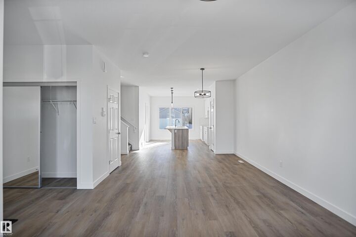 Property Photo: 31 Leawood Link AB T7X 4V1