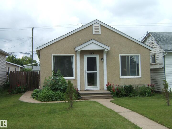 5530 50 Street — photo 1