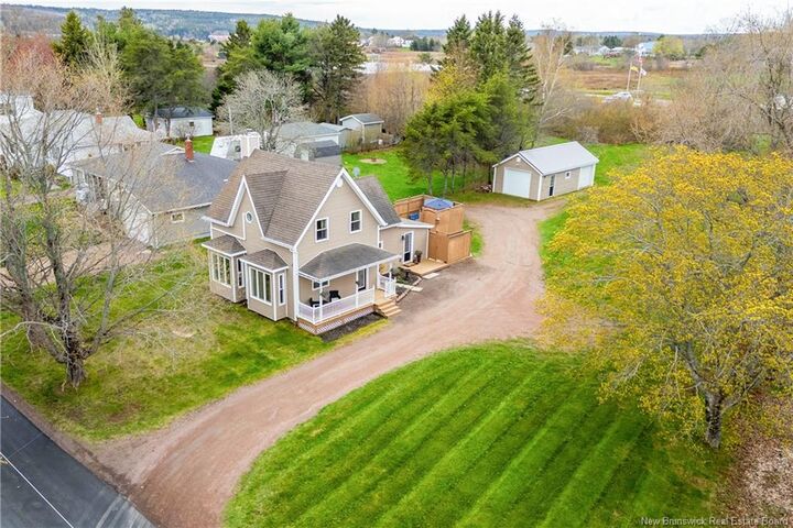 7 Richardson Street — photo 1