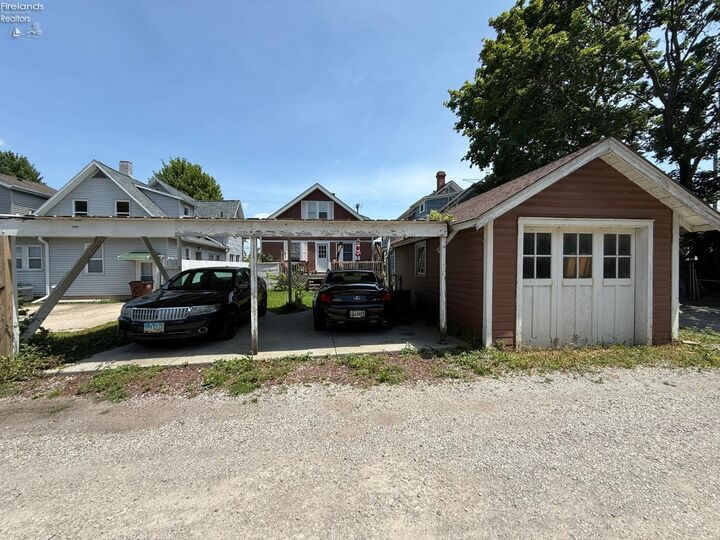 Property Photo:  1521 Campbell Street  OH 44870 