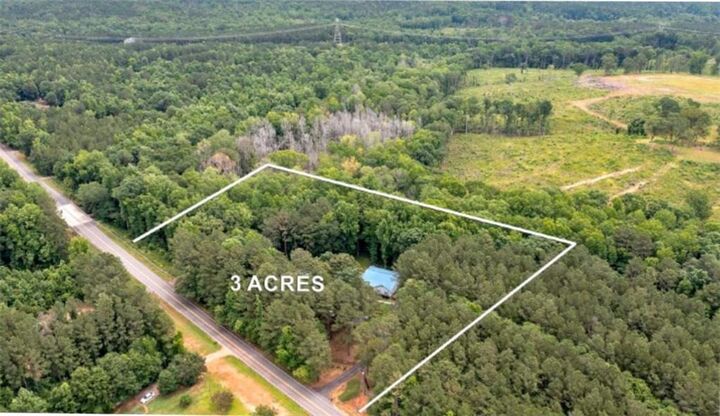 Property Photo:  1145 Jackson Lake Road  GA 30233 