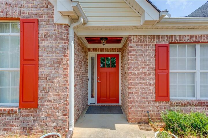 Property Photo:  1200 Amhearst Oaks Drive  GA 30043 