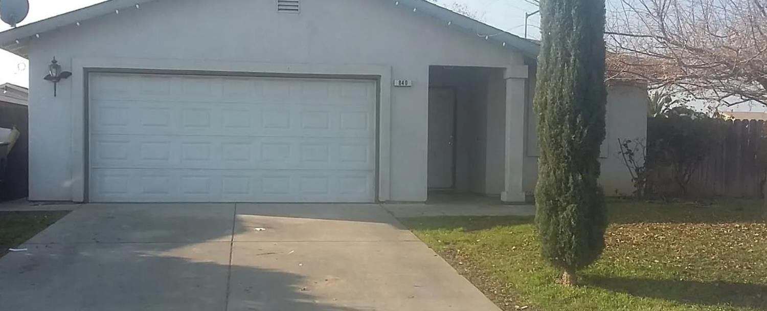 Property Photo:  840 Drysdale Way  CA 93638 