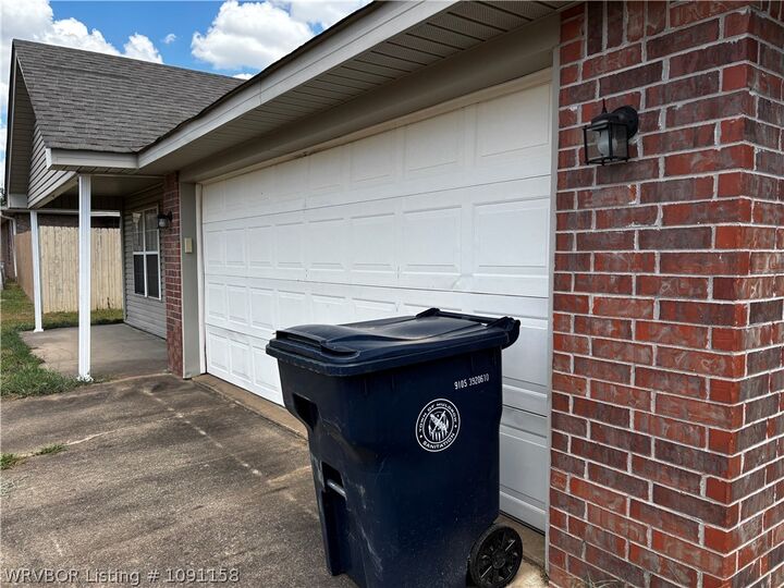 Property Photo:  1519 Cherokee  OK 74948 