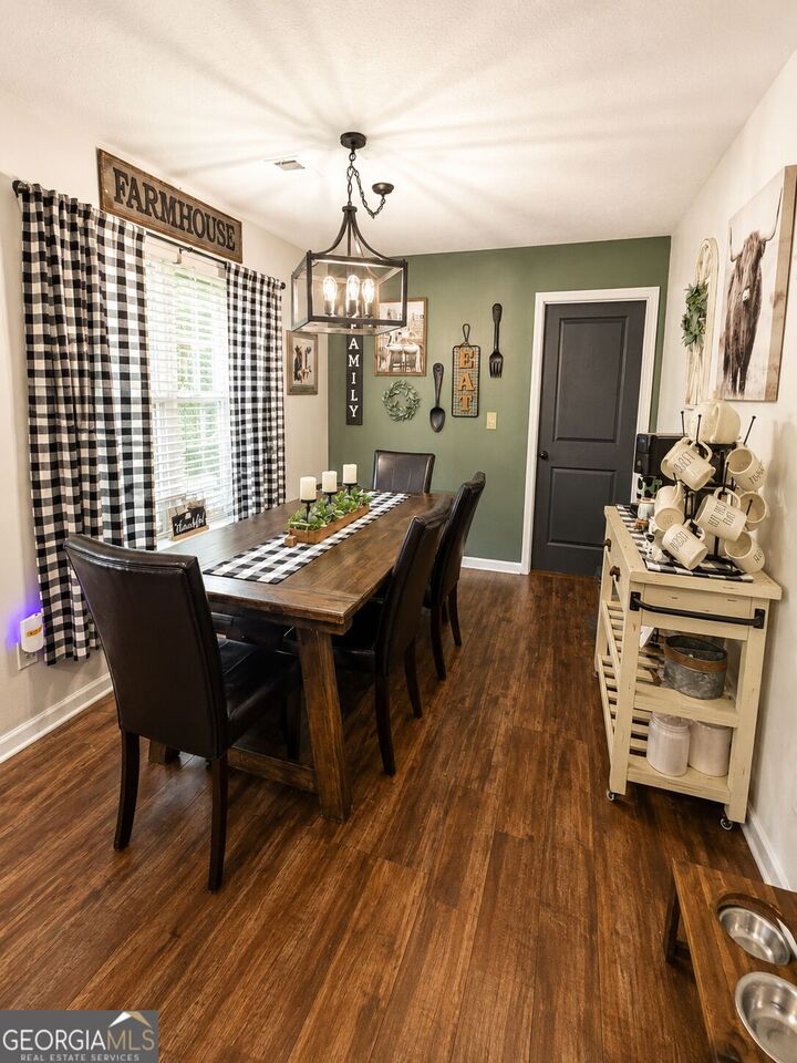 Property Photo: 279 Stane Brook Court GA 30233