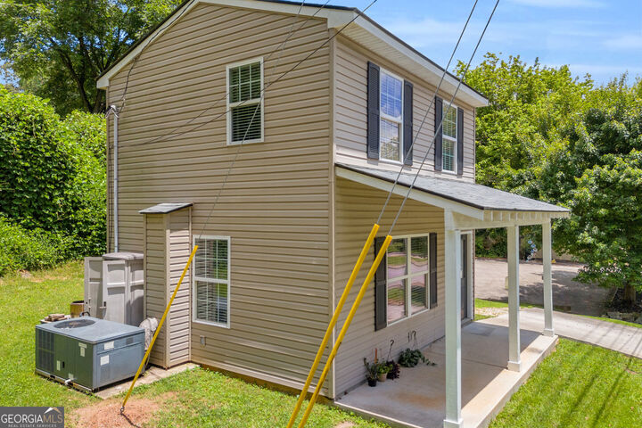 Property Photo:  118 Holley Street  GA 30535 