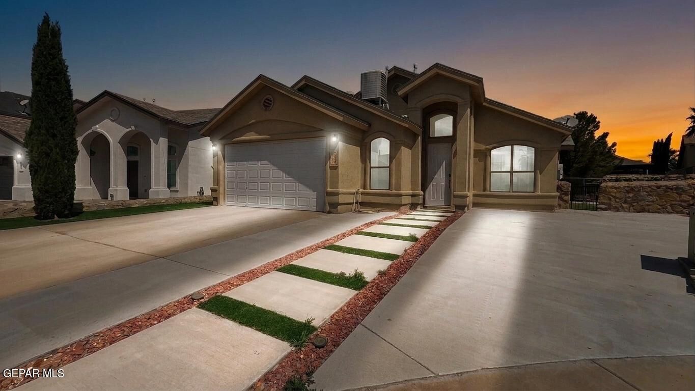 Property Photo: 757 Desert Star Drive TX 79928