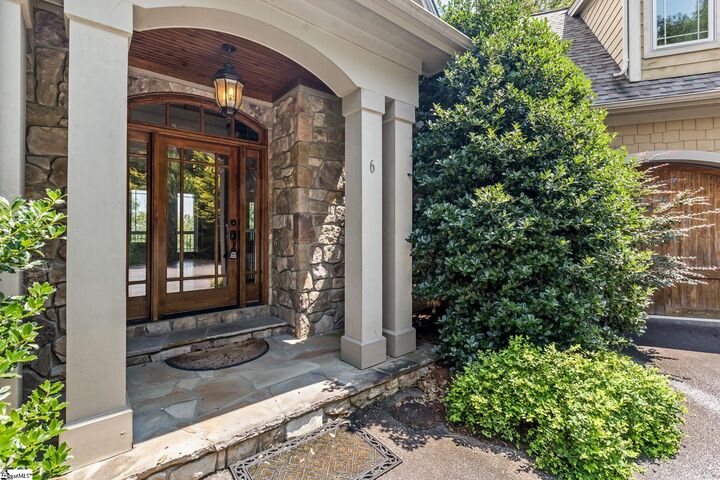 Property Photo: 6 Little Bottom Road SC 29356