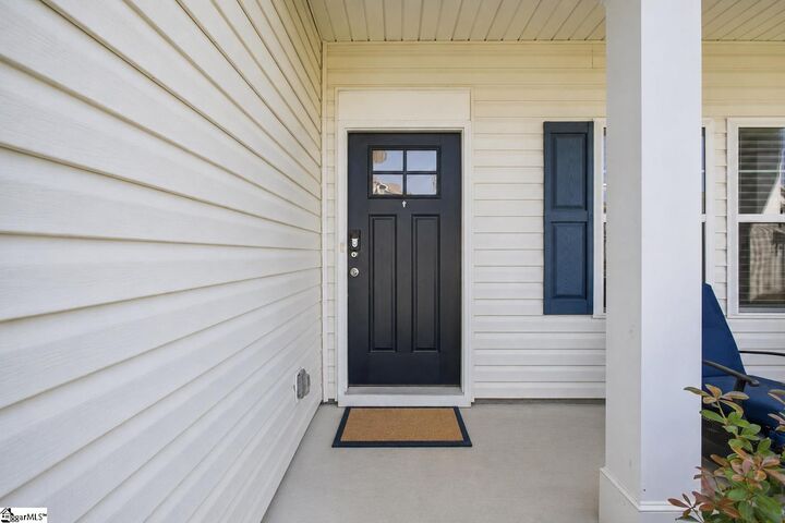 Property Photo: 118 Callongton Drive SC 29673