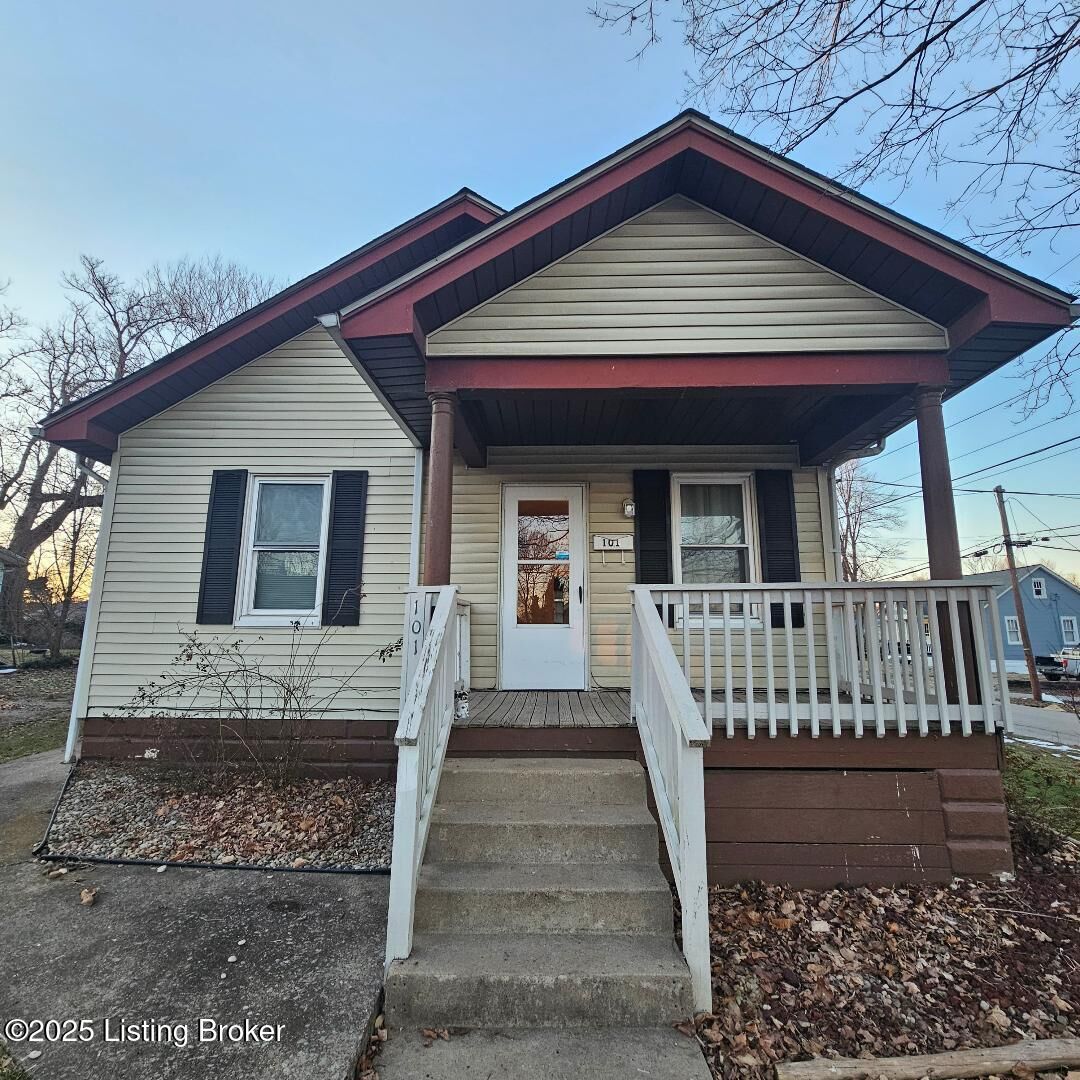 Property Photo: 101 Vertrees Ct KY 42701