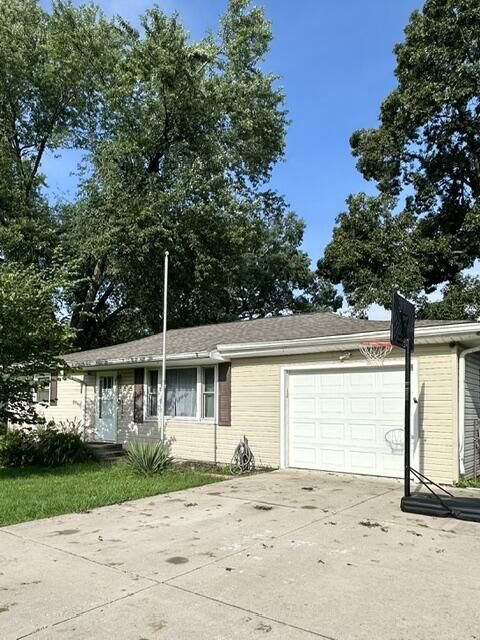 Property Photo:  2933 Parker Street  IN 46368 