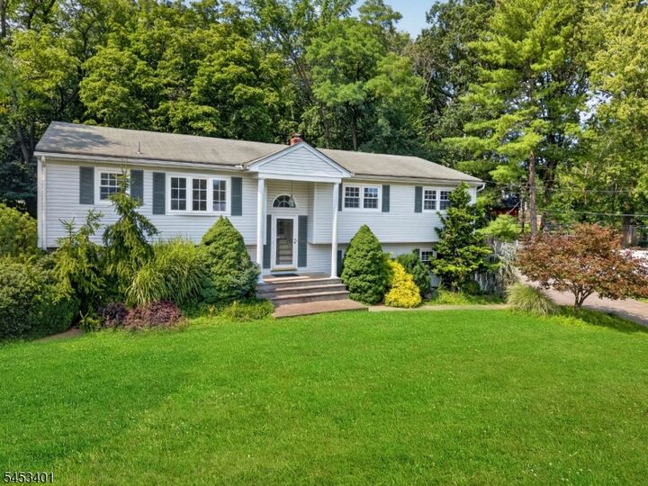 Property Photo:  13 Friar Way  NJ 07470 