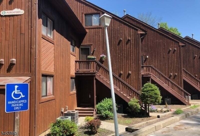 Property Photo: 1 Purgatory Ct Unit 5 NJ 07462