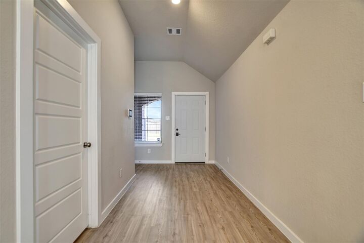Property Photo: 6419 Purple Wreath Way TX 77449
