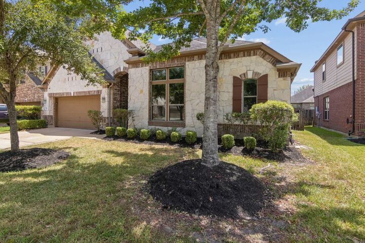 Property Photo:  9526 Barlow Springs Lane  TX 77396 
