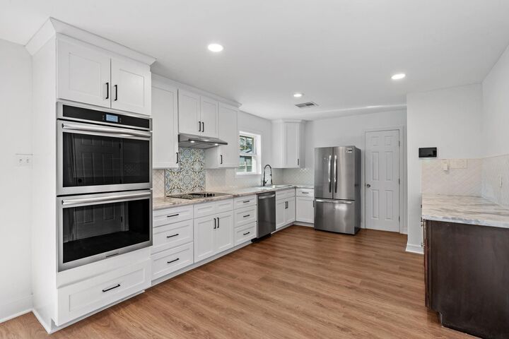 Property Photo: 10151 Brinwood Drive TX 77043