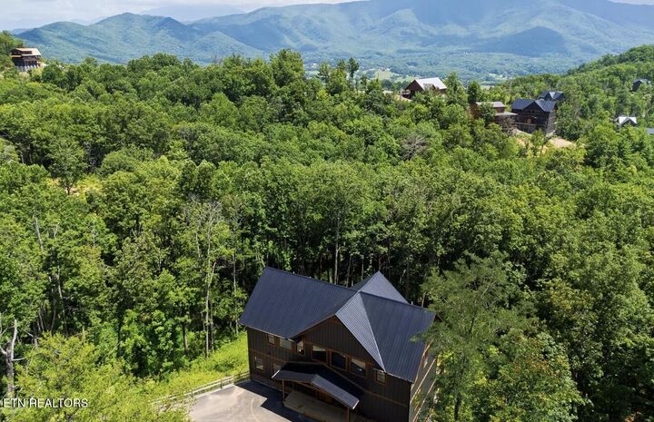 Property Photo:  1950 Spurling Rd  TN 37862 