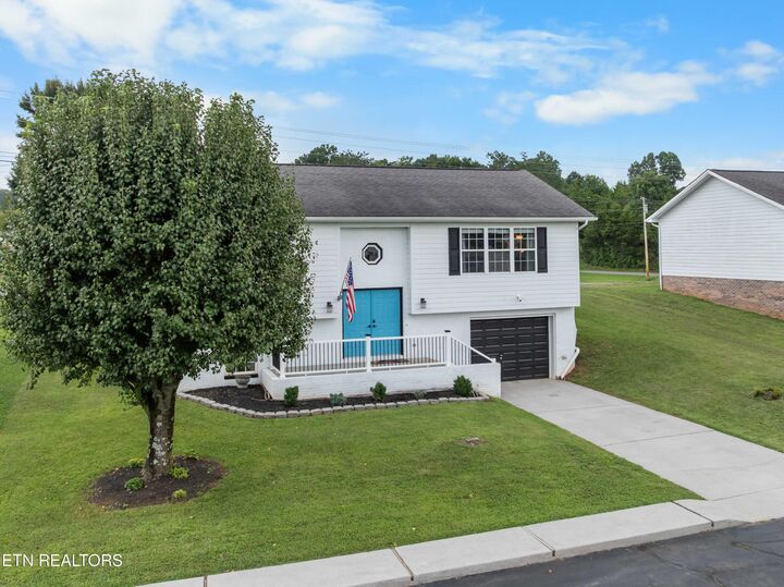 Property Photo: 1011 Fox Run TN 37760