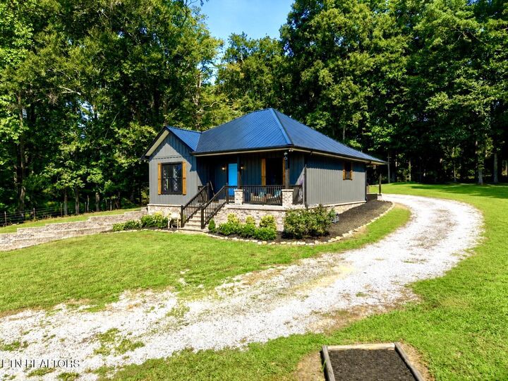 Property Photo: 151 Saffles Lane TN 37354