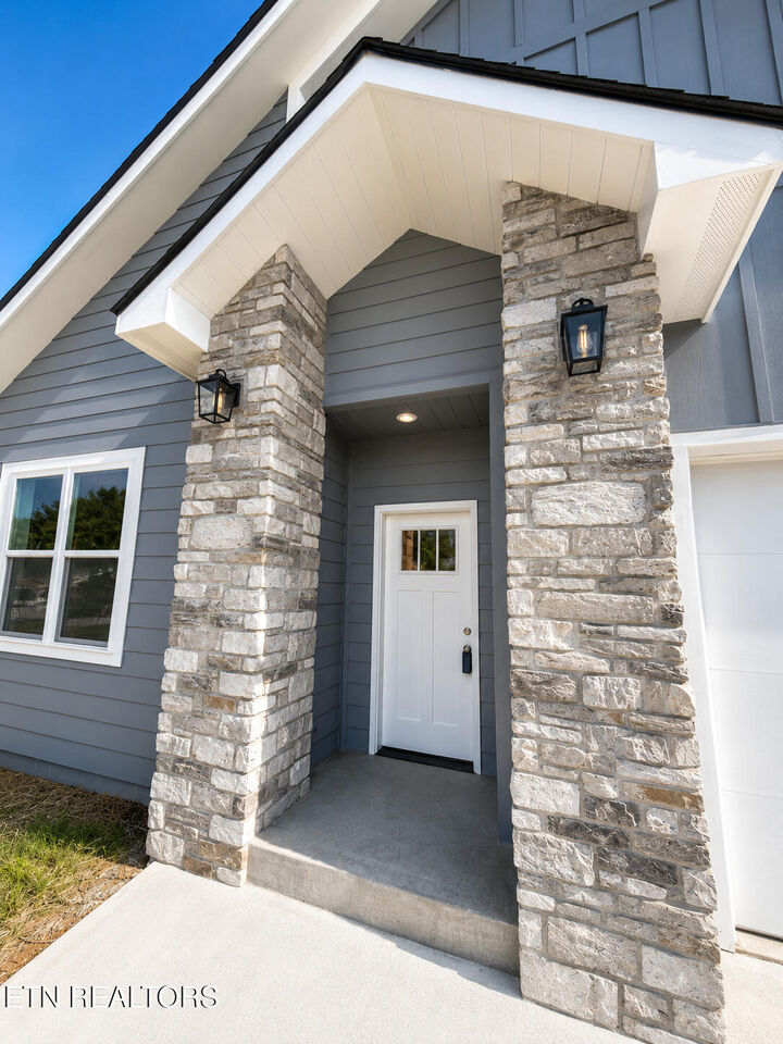 Property Photo: 2502 Limestone Court TN 37876