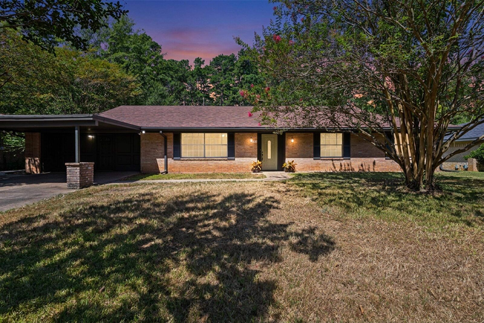 Property Photo:  603 Ambassador  TX 75672 
